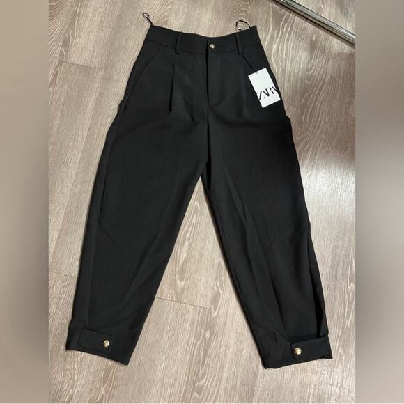 Zara Black Pleated Ankle Trouser, Gold Button on Cuffed Ankle, Size XS, NWT - Picture 2 of 6